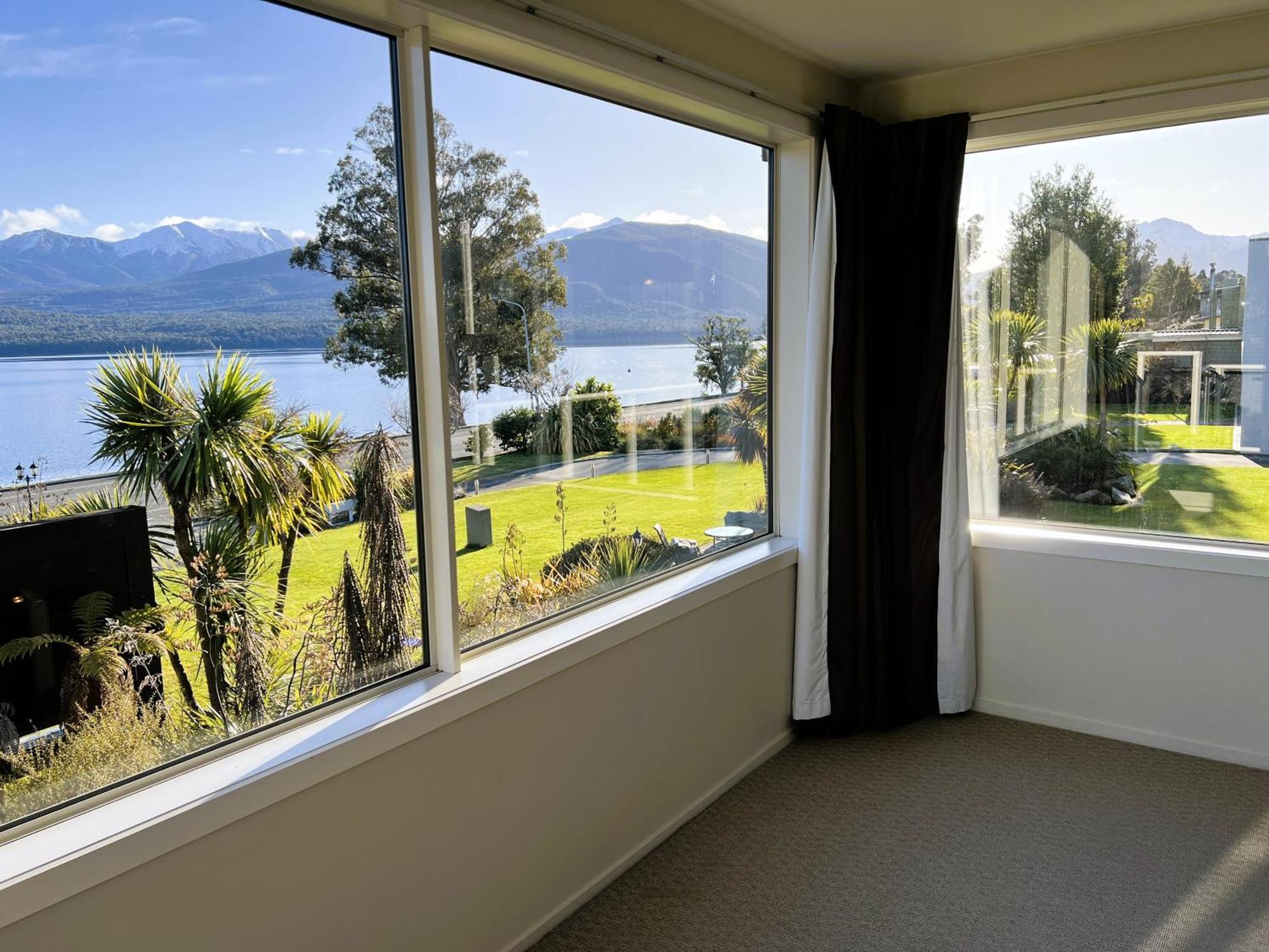 تي أناو Fiordland Lakeview Motel And Apartments المظهر الخارجي الصورة